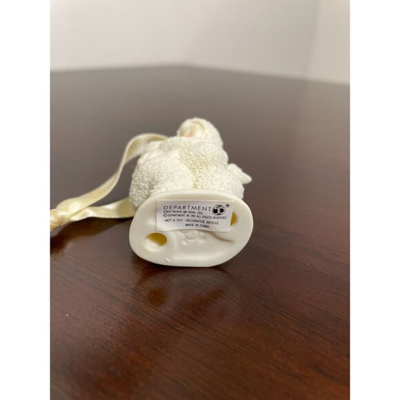 1984 Snowbabies Ornament By Department 56 Baby Hugging Polar Bear Porcelain Coll - Picture 5 of 8